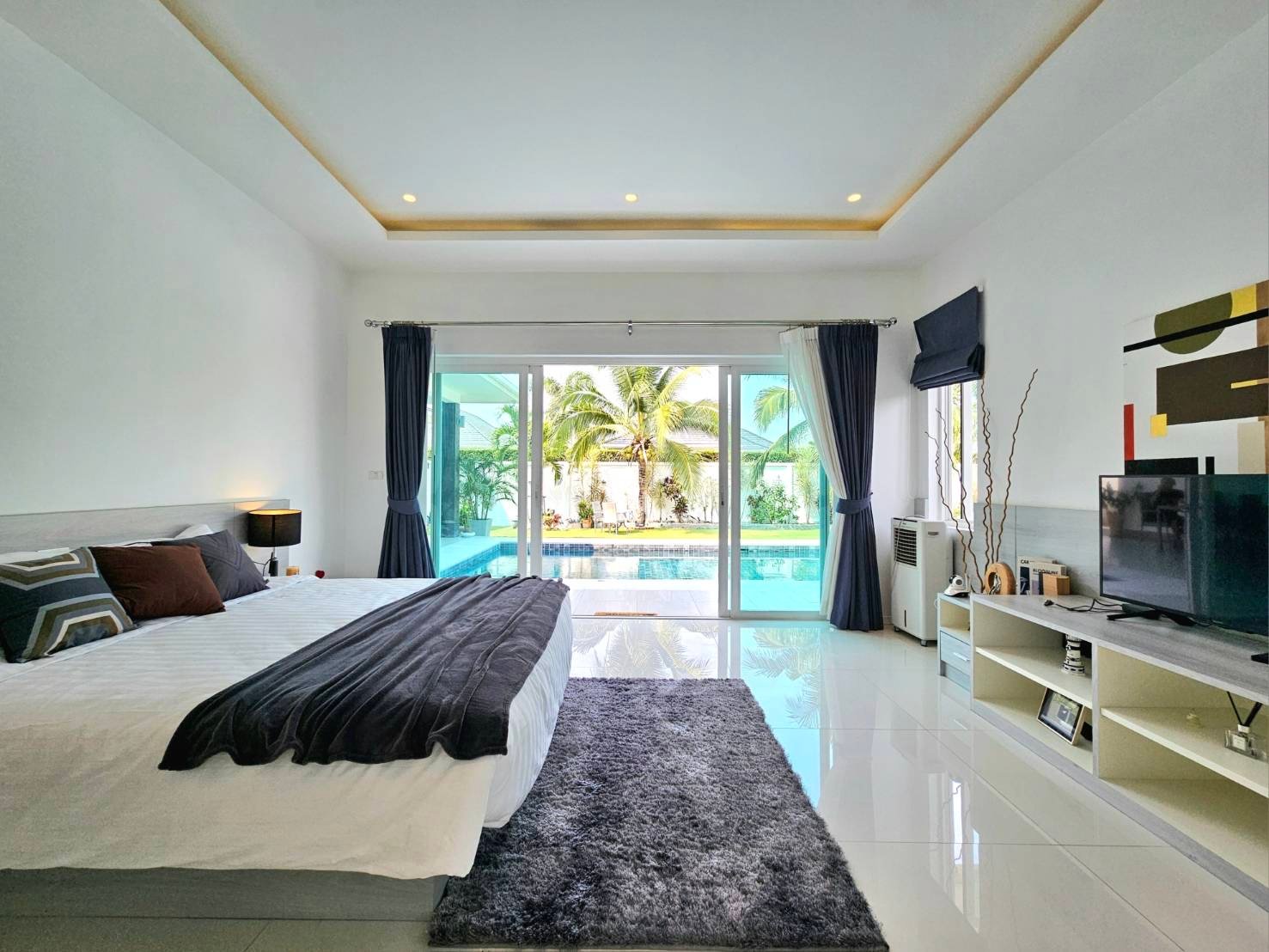Thap Tai Villa Bedroom Pool Access