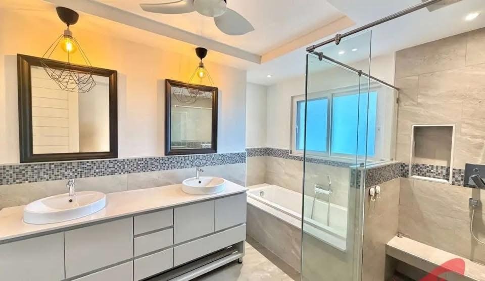 Dream Villa Ensuite